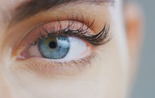 Should You Use Castor Oil on Eyelashes?