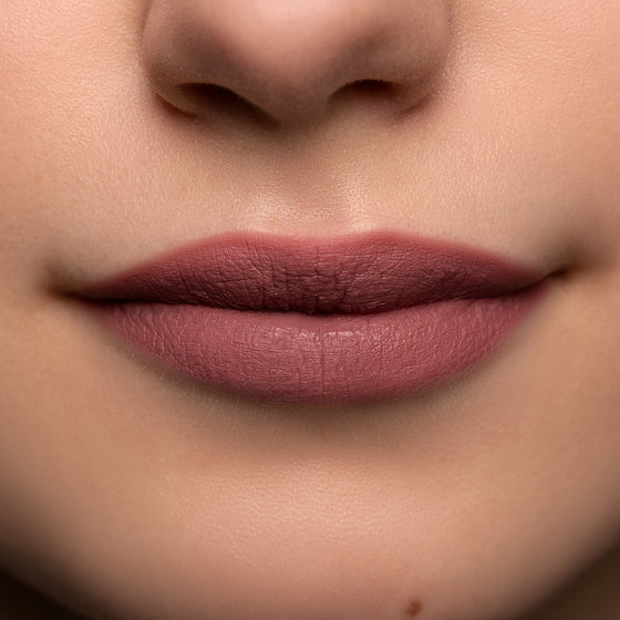 matte lipstick long lasting Matte Constance duo Vivienne Sabo