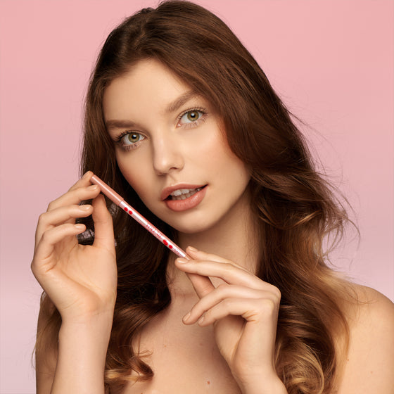 gel lip pencil Le Grand Volume Vivienne Sabo